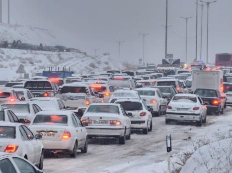 ترافیک سنگین در آزاد راه قزوین - کرج