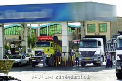 برخی جایگاه های سوخت گازوئیل آزاد را لیتری 2500 تومان می فروشند