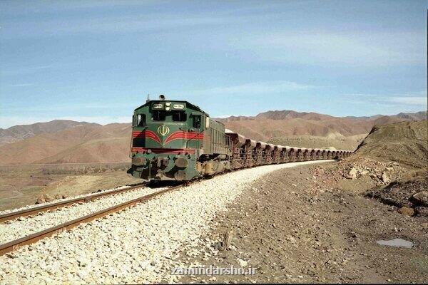 تهیه بلیط قطار برای مردم خوزستان آرزو شده است